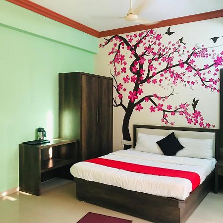 Staymaker Prakash International Gonikoppal Exterior photo