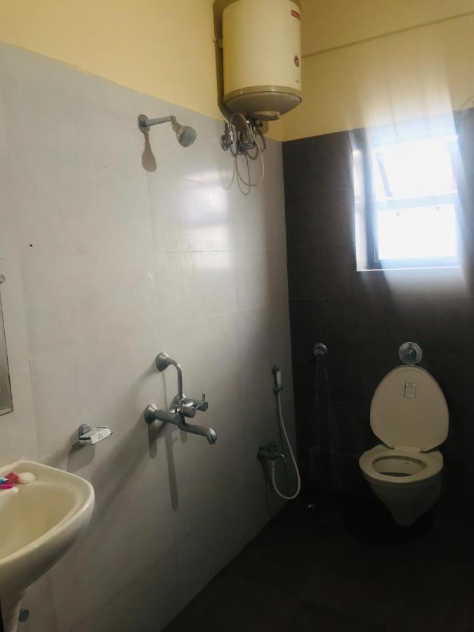 Staymaker Prakash International Gonikoppal Exterior photo