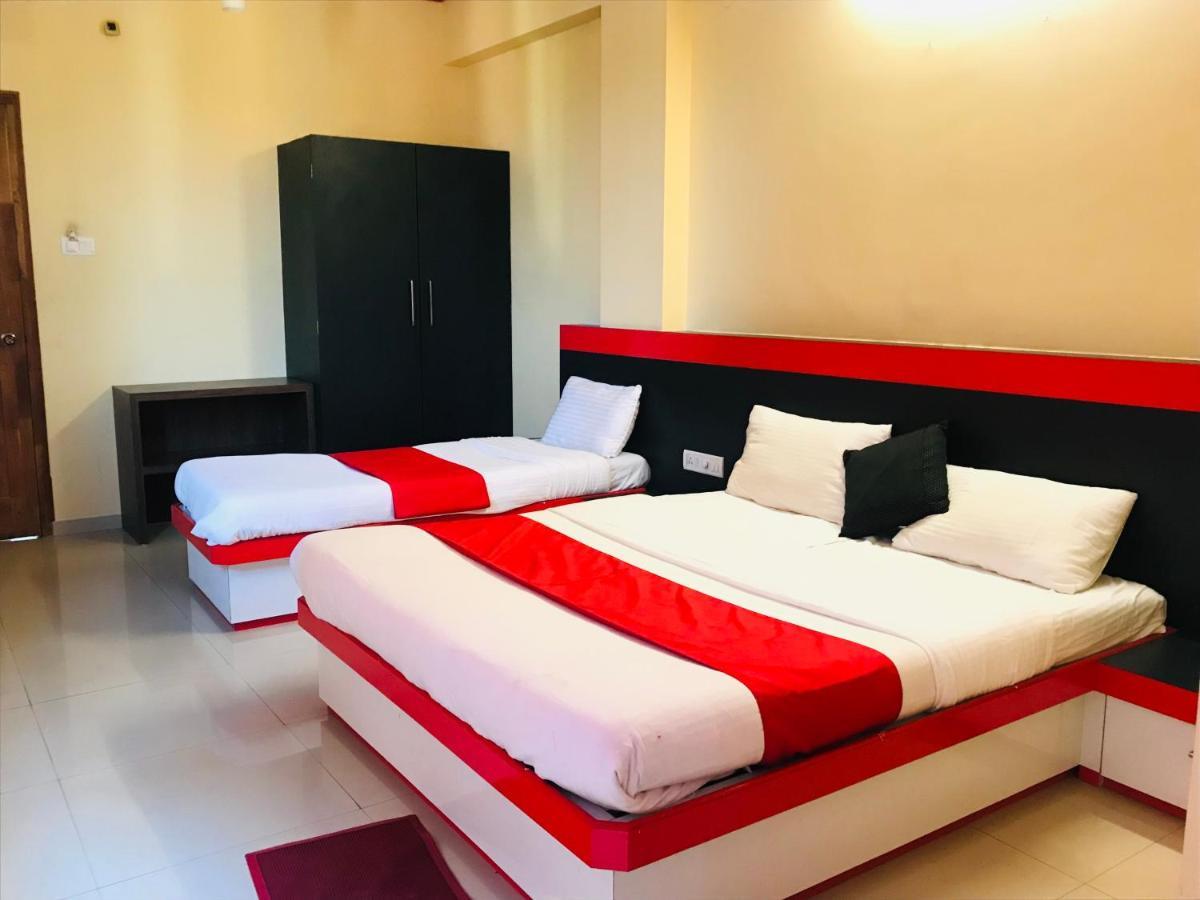 Staymaker Prakash International Gonikoppal Exterior photo