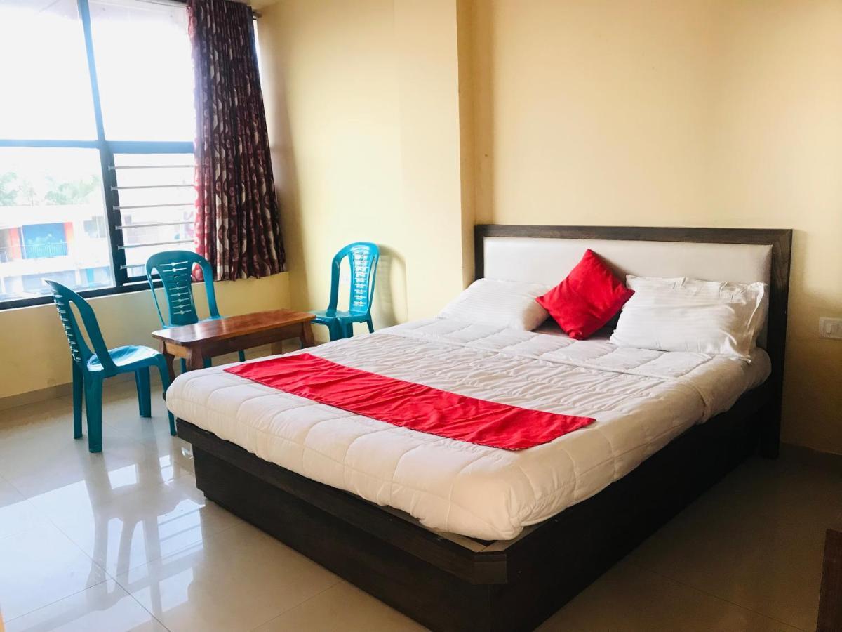 Staymaker Prakash International Gonikoppal Exterior photo