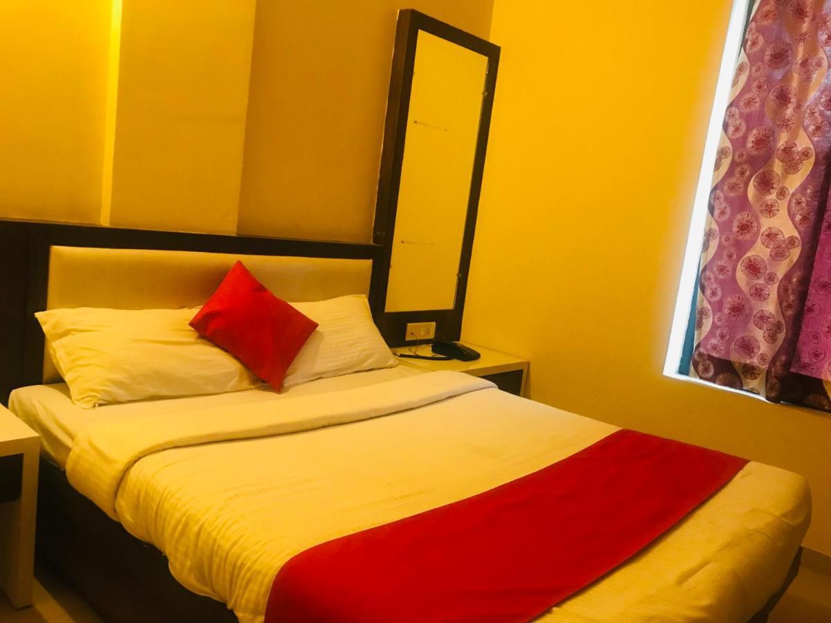 Staymaker Prakash International Gonikoppal Exterior photo