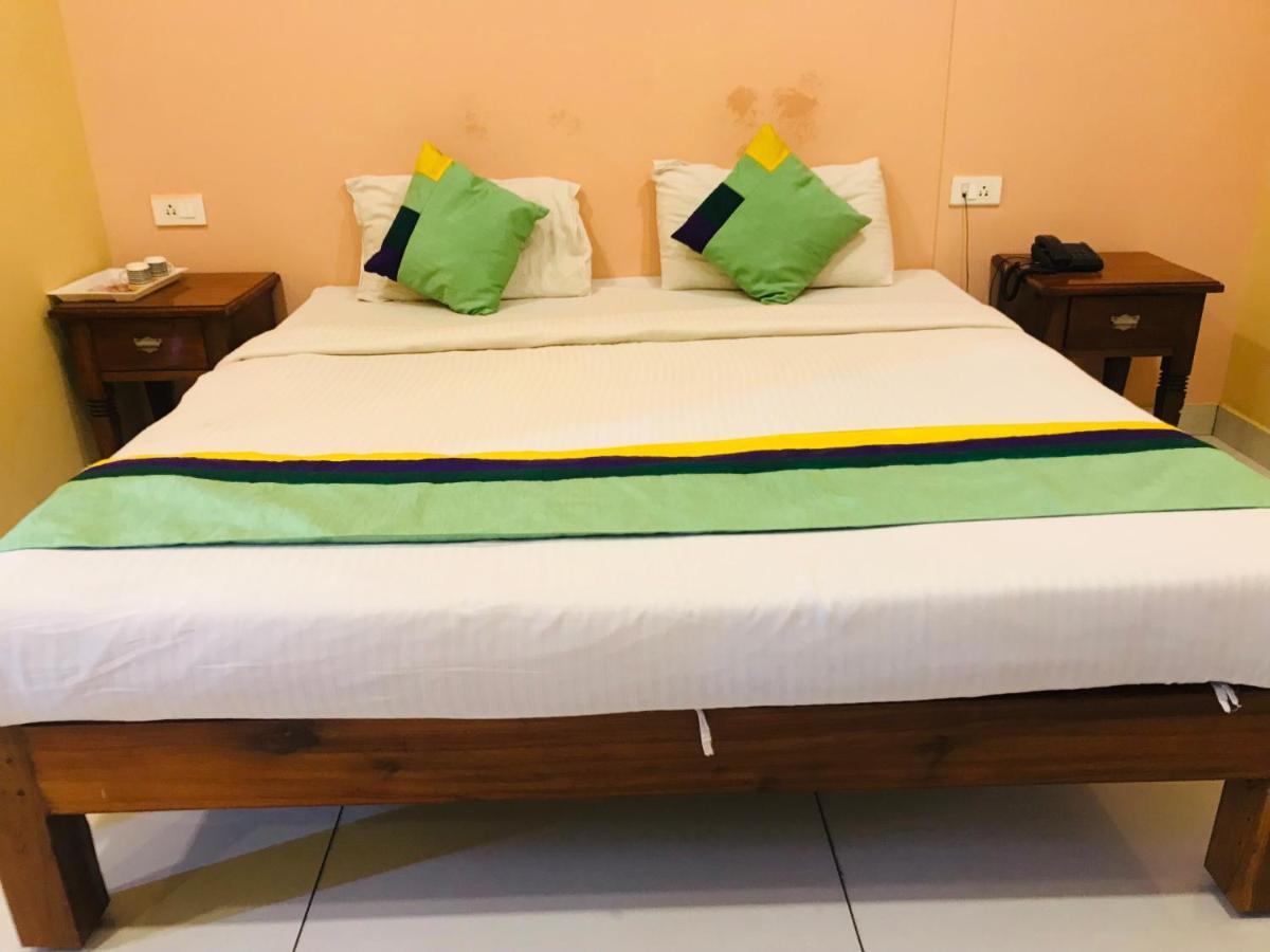 Staymaker Prakash International Gonikoppal Exterior photo